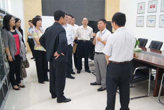 廣東省副省長陳云賢蒞臨我司指導(dǎo)工作